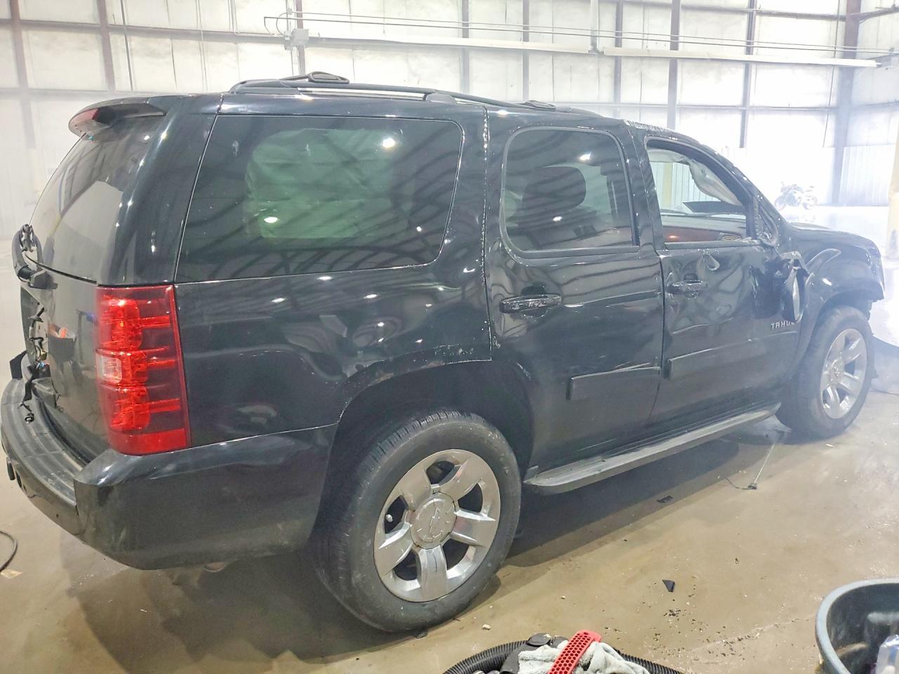2011 CHEVROLET Tahoe