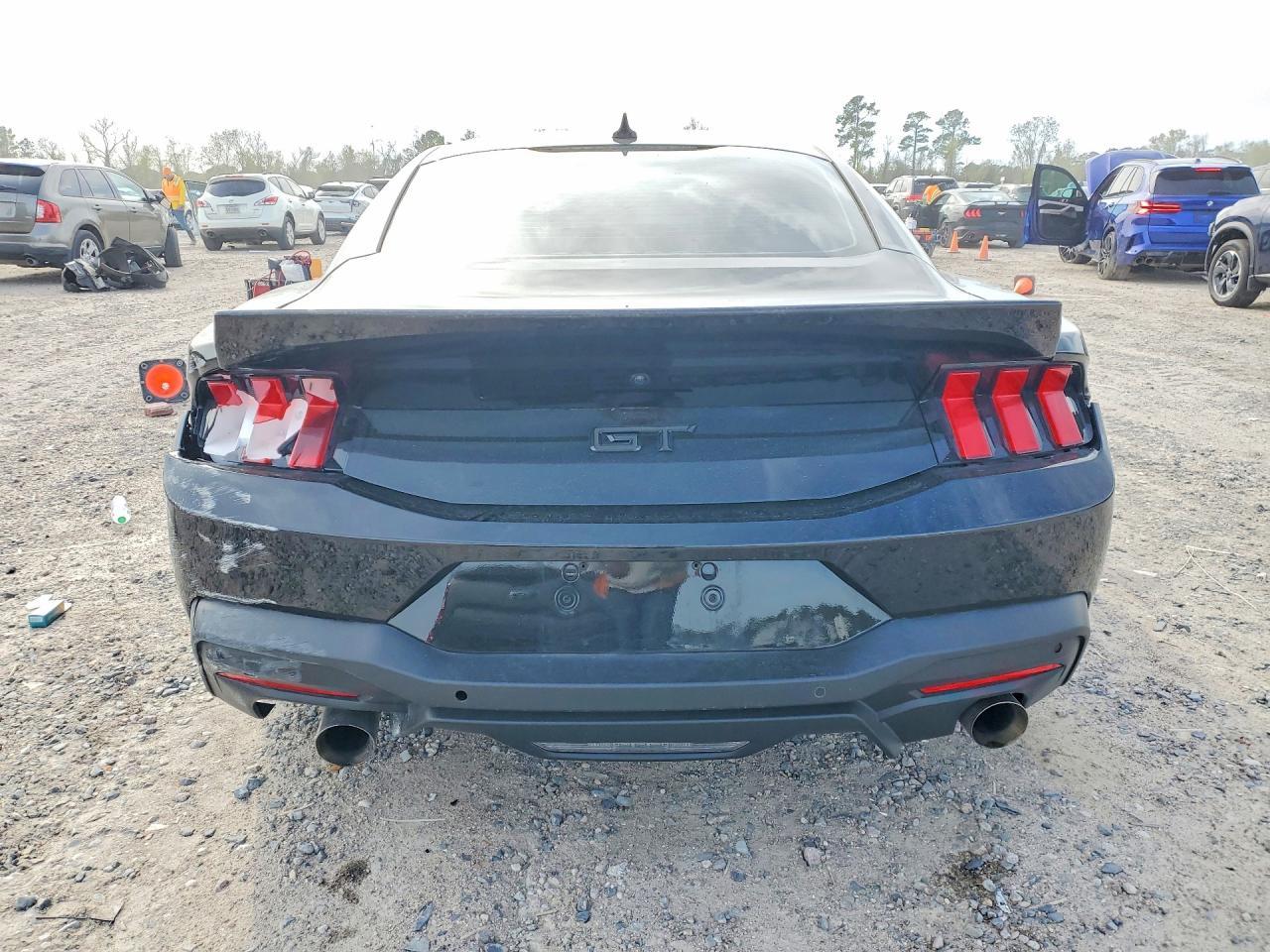 2025 FORD MUSTANG