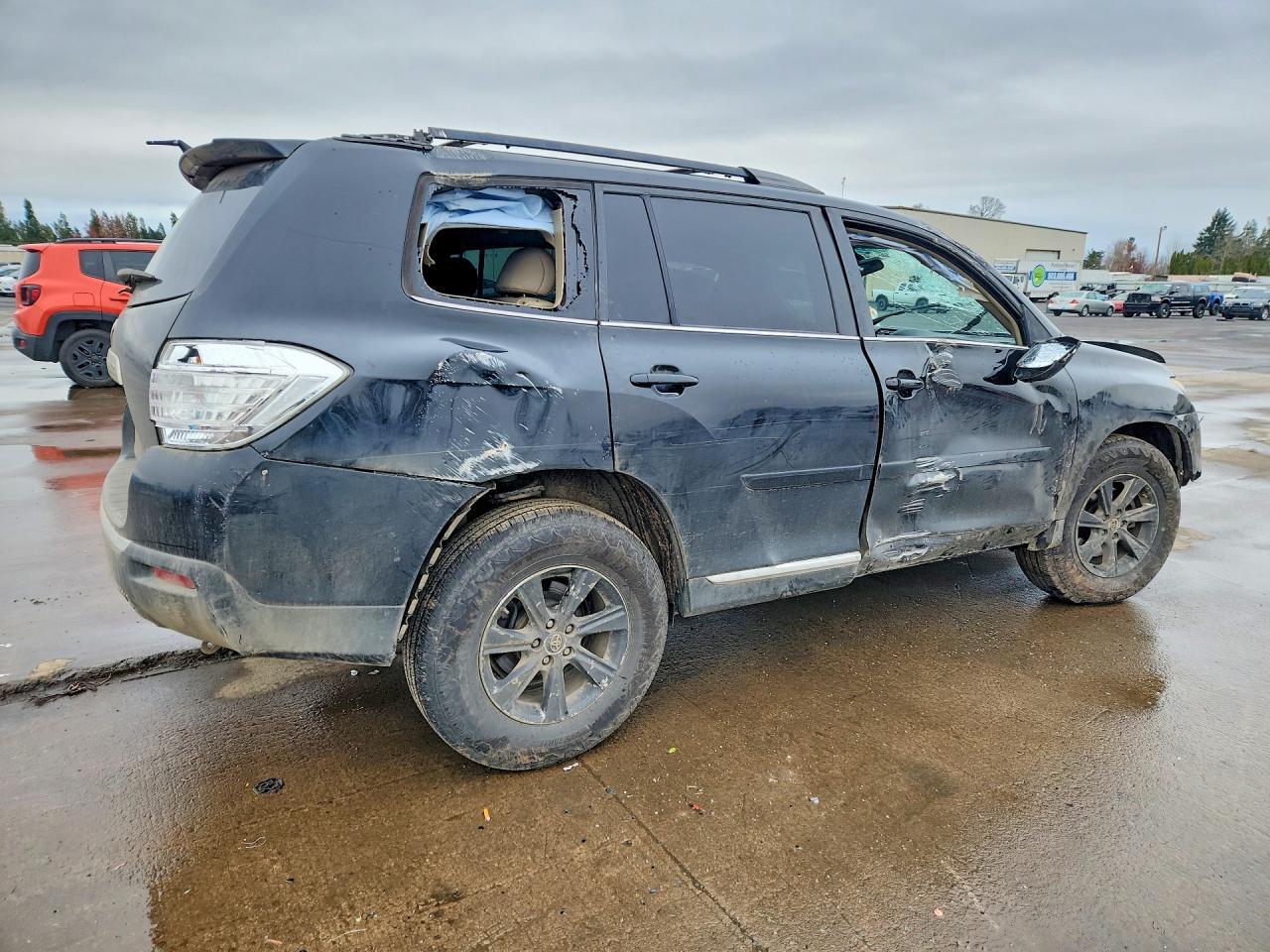 2012 TOYOTA HIGHLANDER