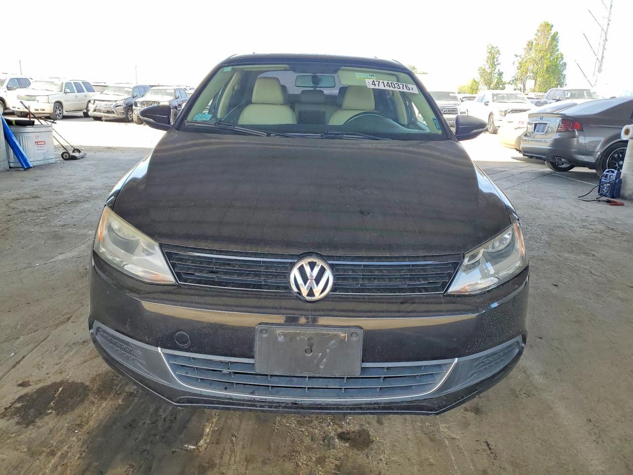 2013 VOLKSWAGEN JETTA