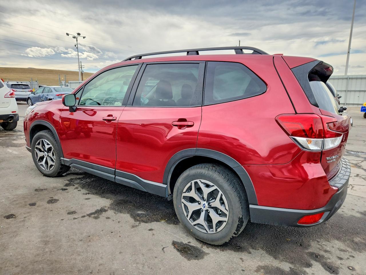 2023 SUBARU FORESTER