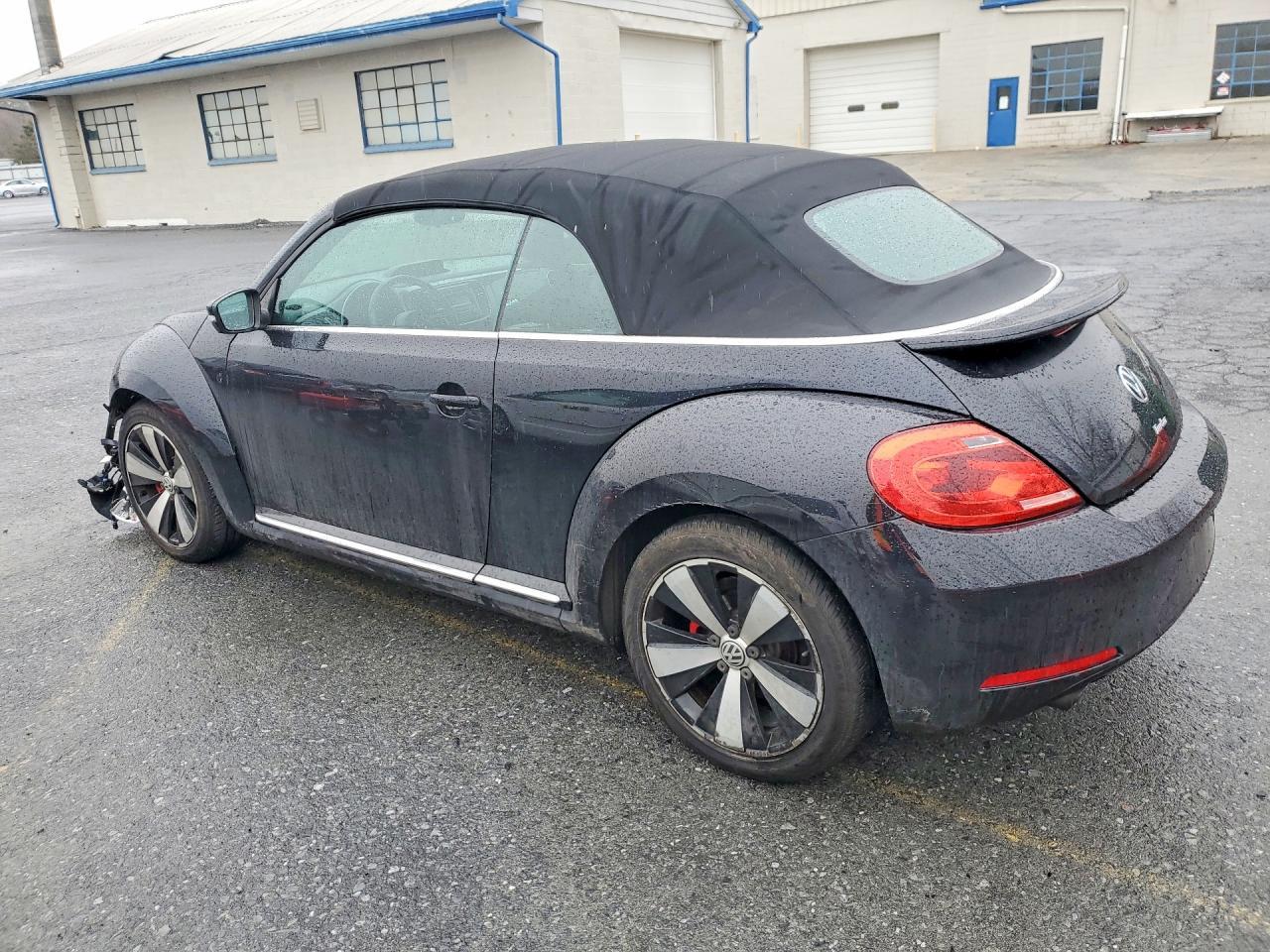 2013 VOLKSWAGEN Beetle