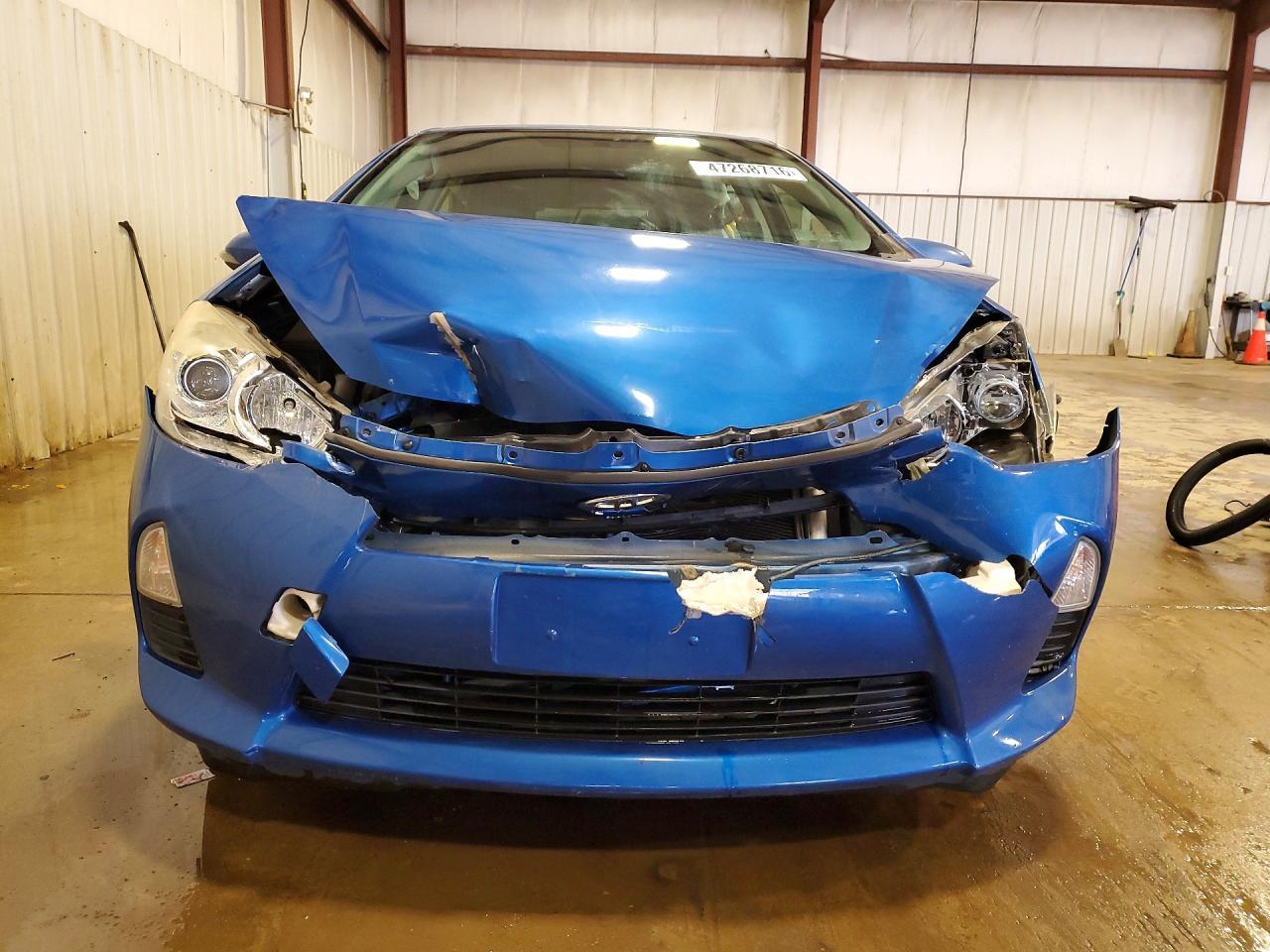 2013 TOYOTA Prius c