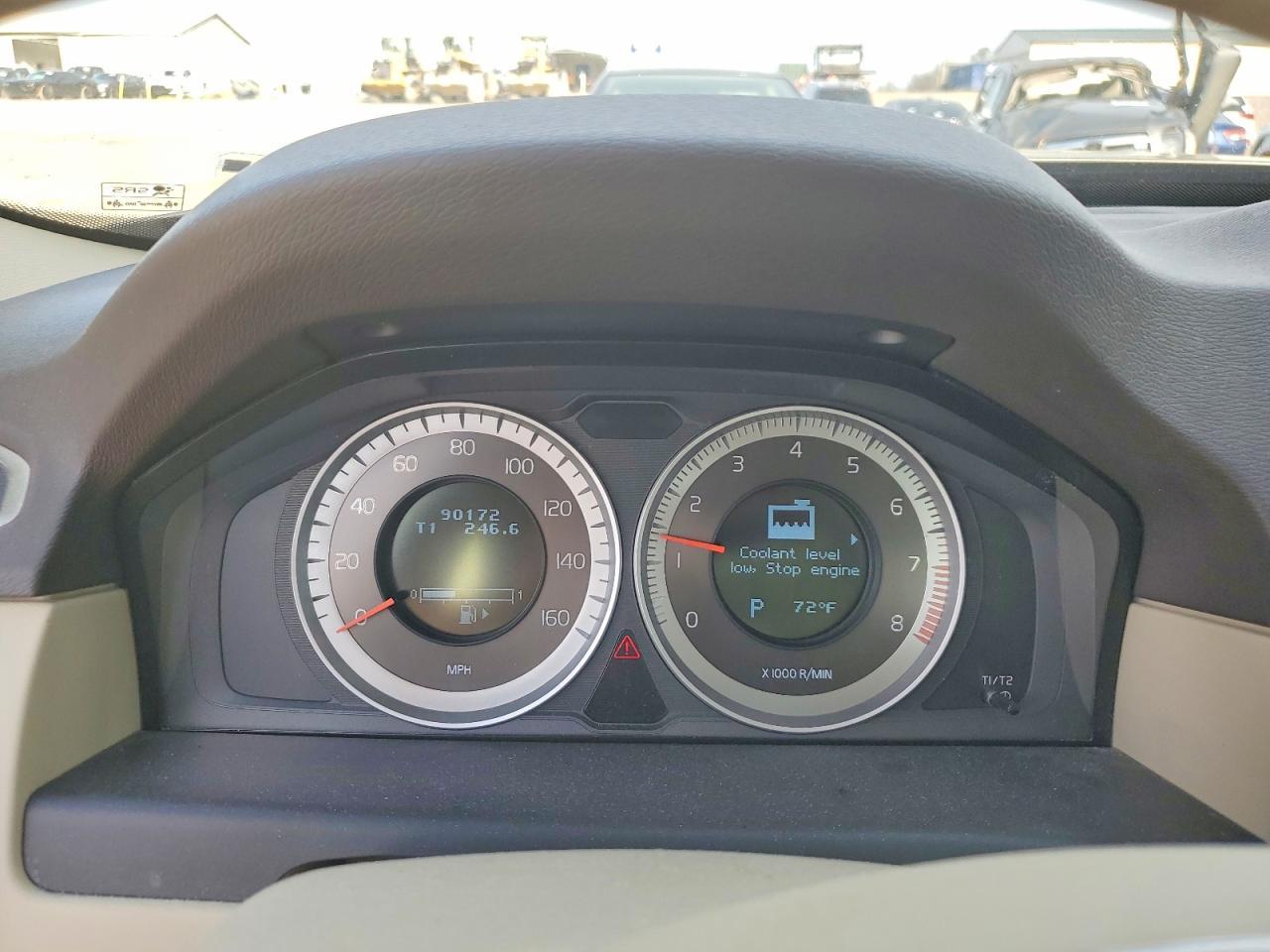 2013 VOLVO
