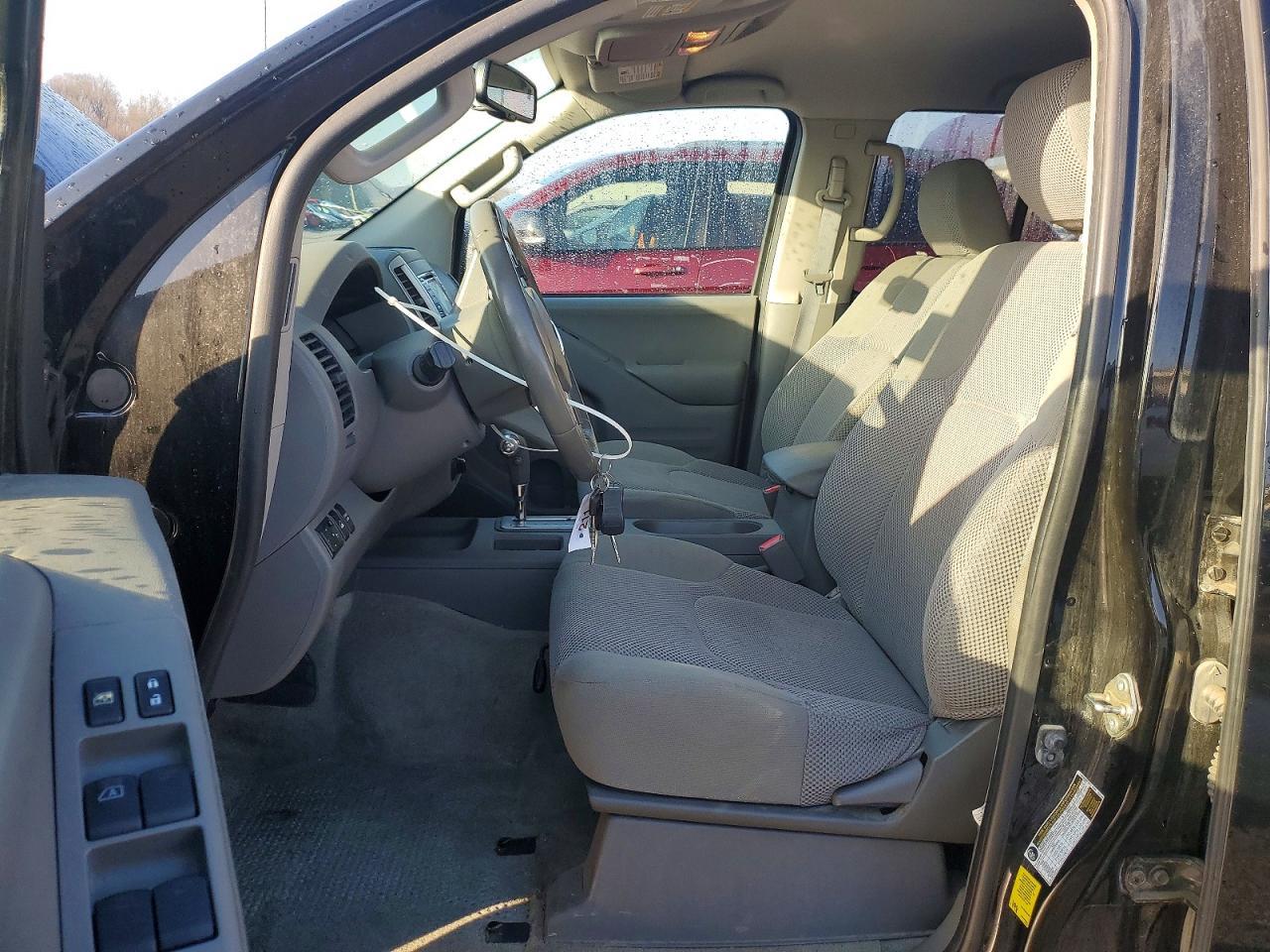 2017 NISSAN Frontier