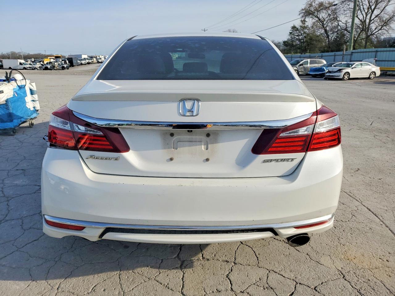 2016 HONDA ACCORD