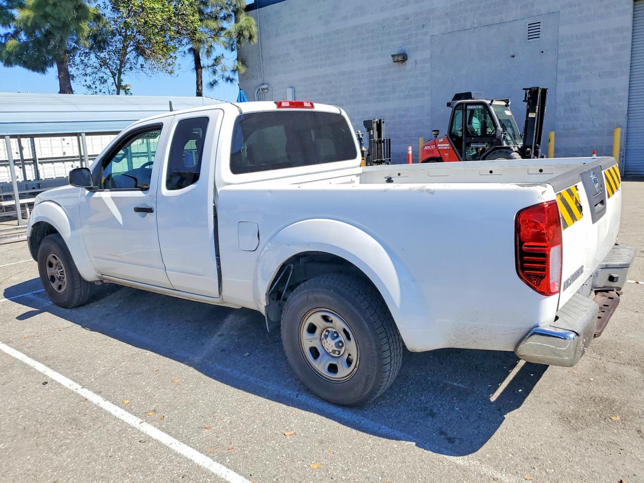 2012 NISSAN Frontier