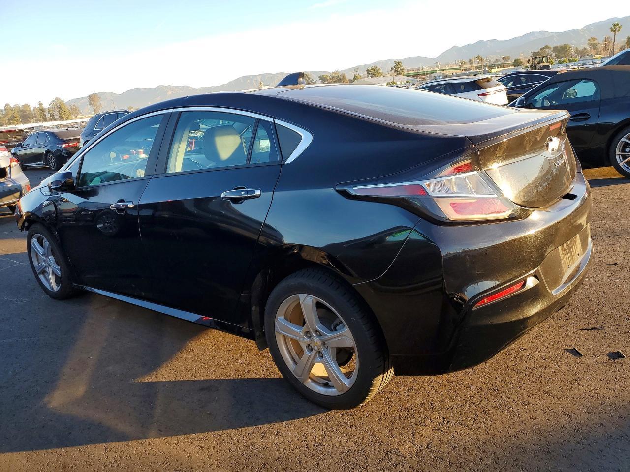 2017 CHEVROLET VOLT