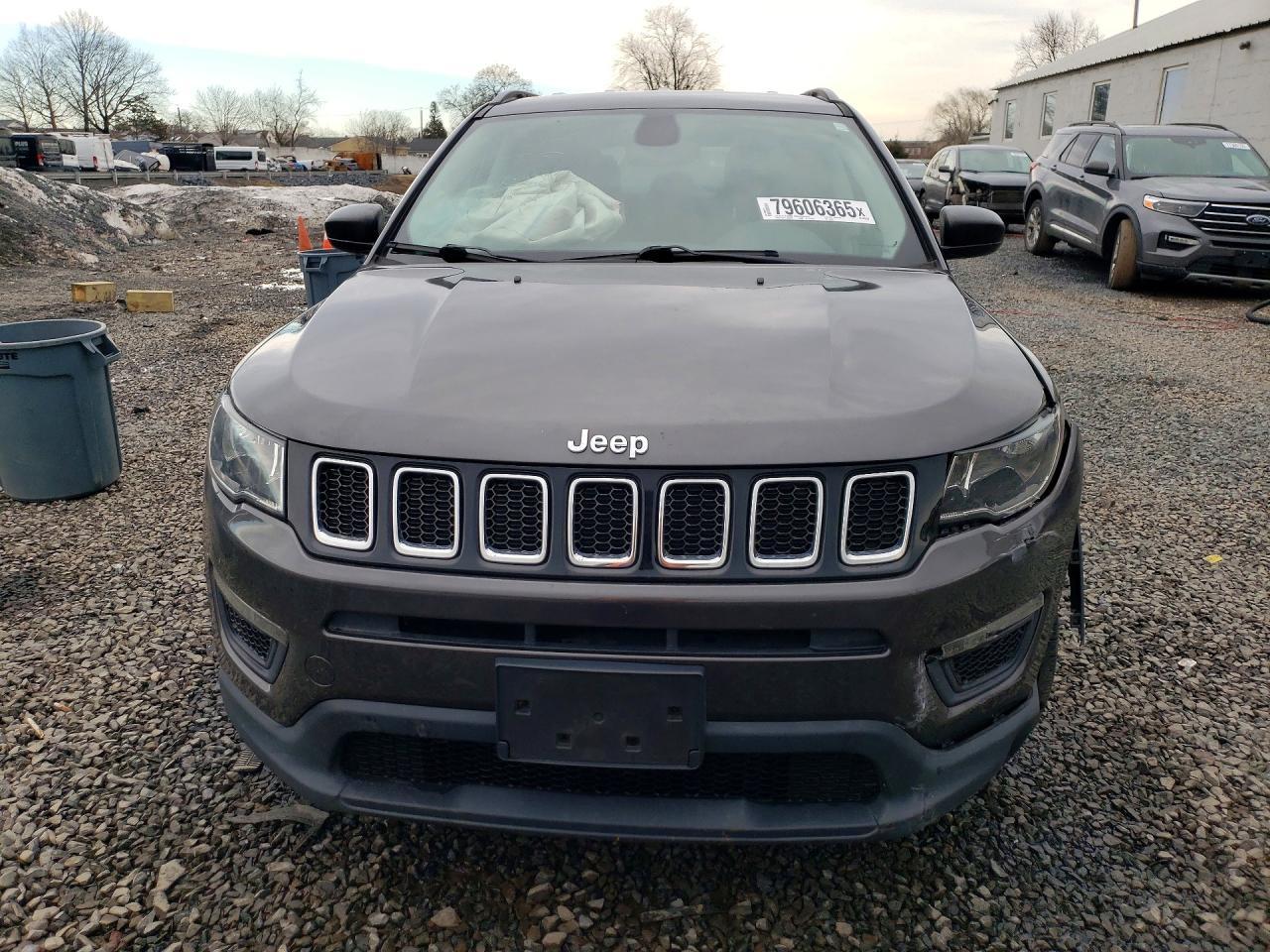 2020 JEEP Compass