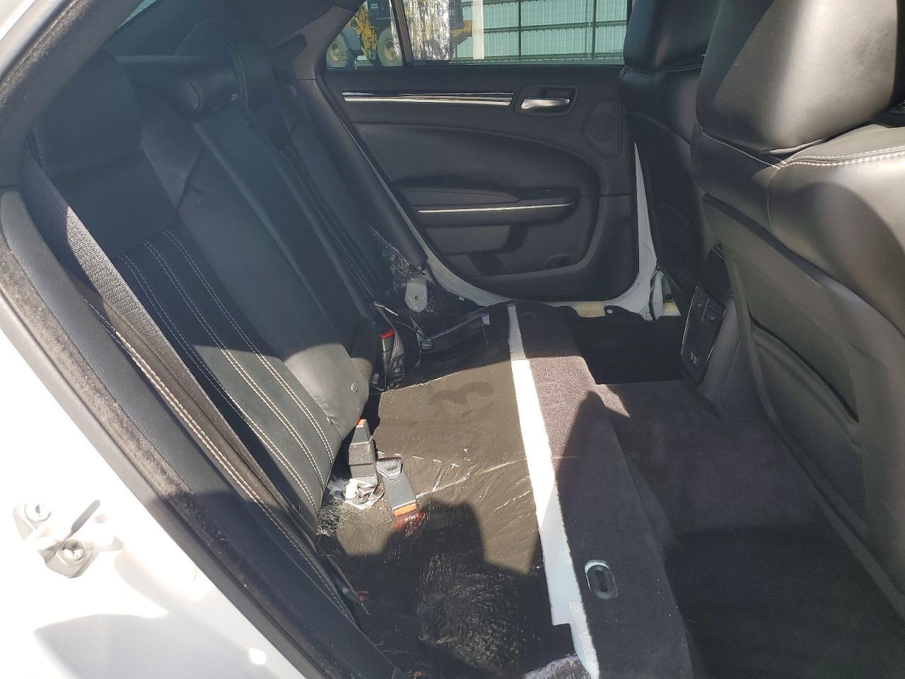 2017 CHRYSLER 300