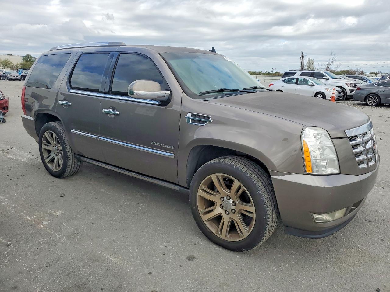 2014 CADILLAC ESCALADE