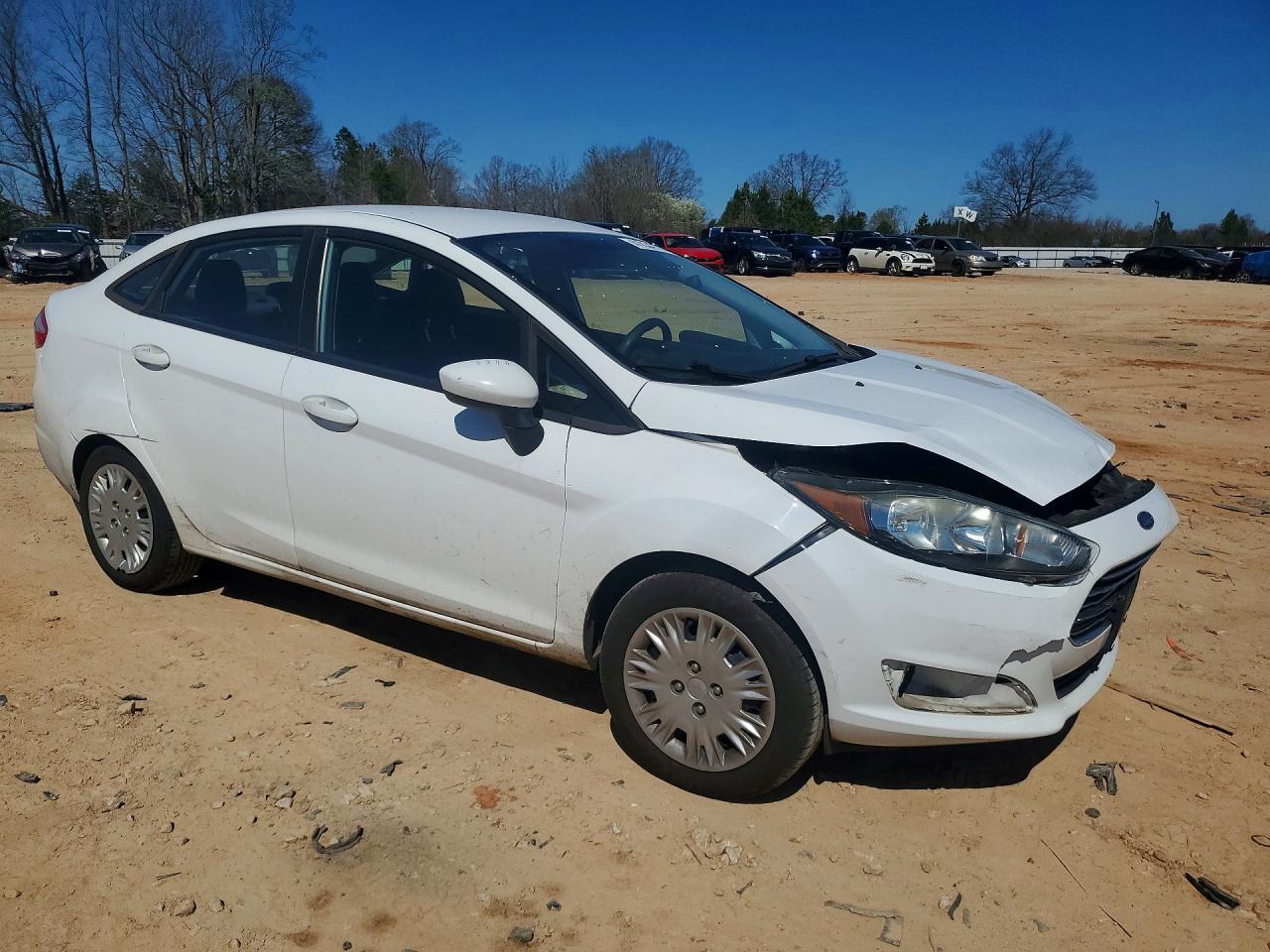 2016 FORD Fiesta