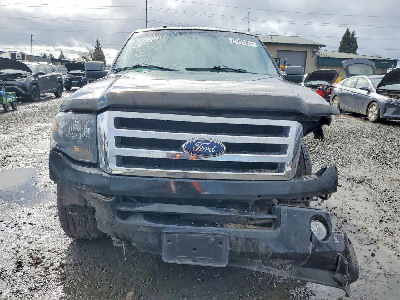 2013 FORD Expedition