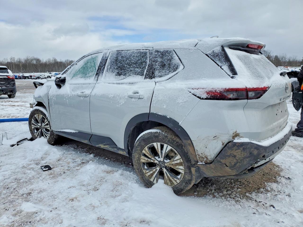 2022 NISSAN ROGUE