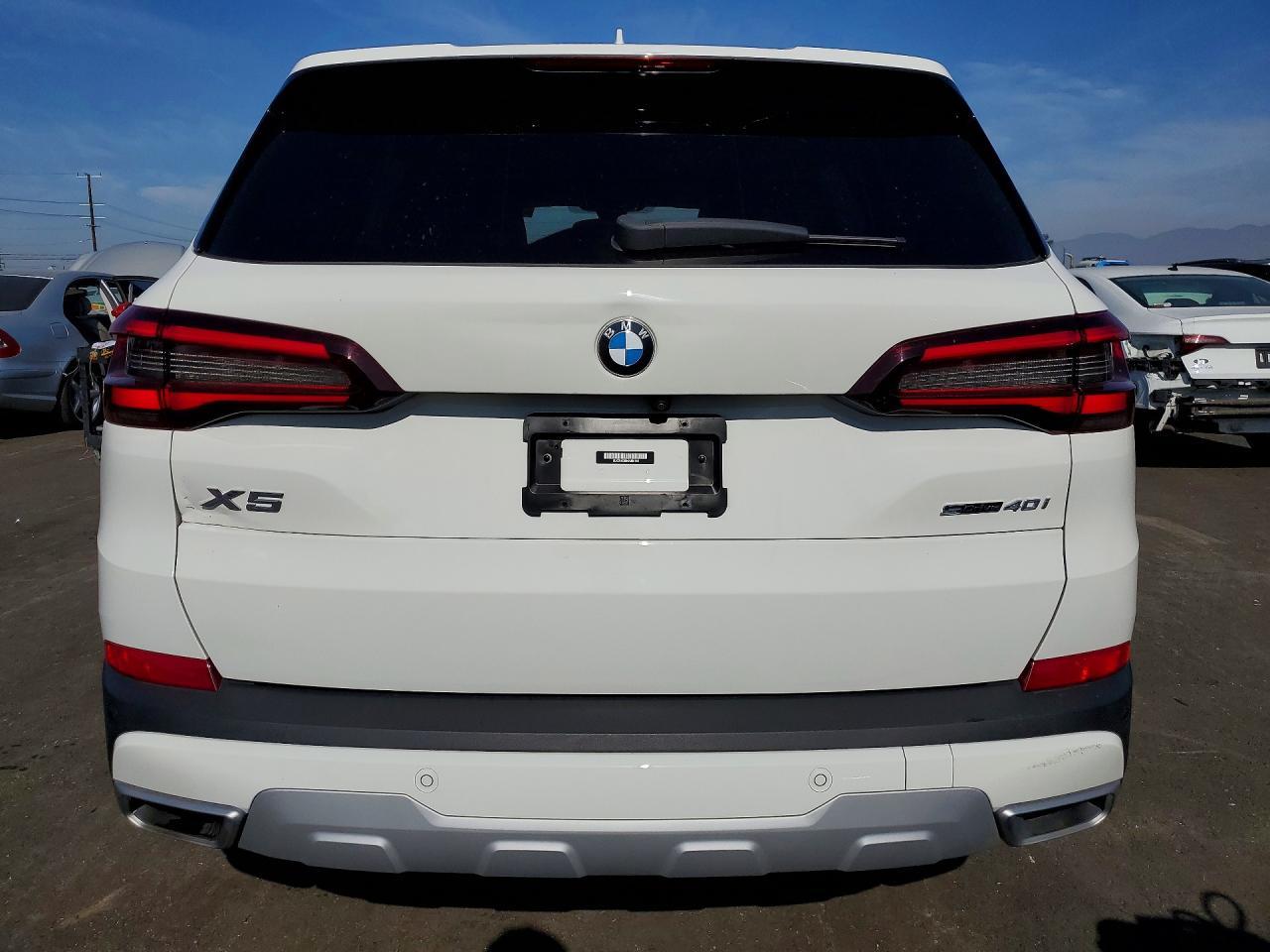 2022 BMW X5