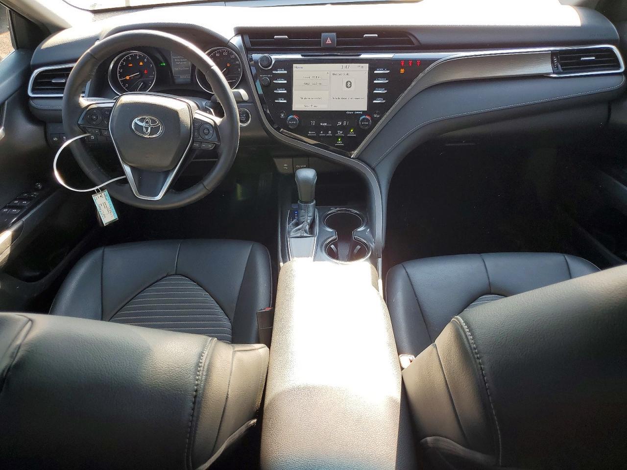 2018 TOYOTA CAMRY