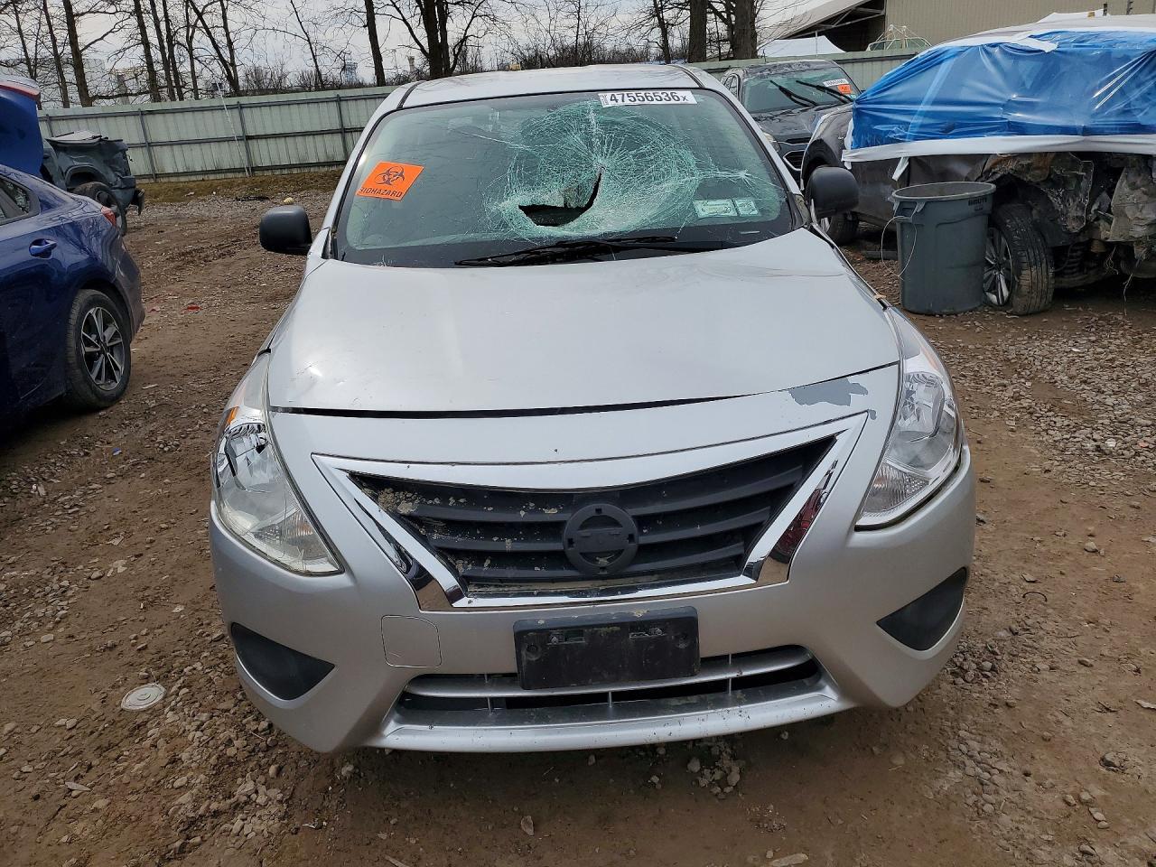 2015 NISSAN VERSA