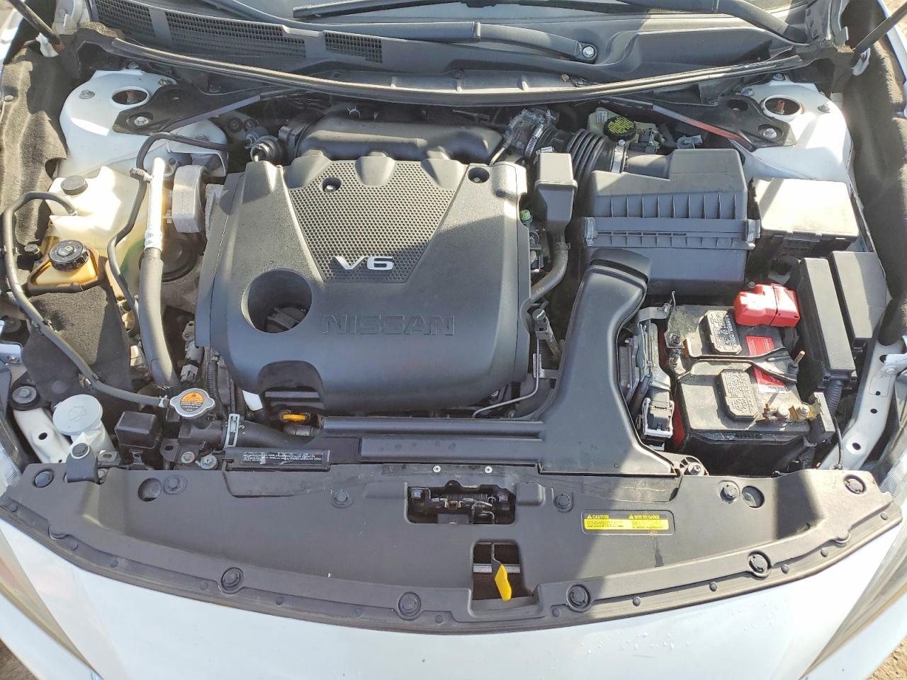 2016 NISSAN Maxima