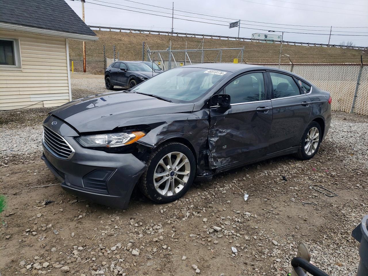 2019 FORD FUSION