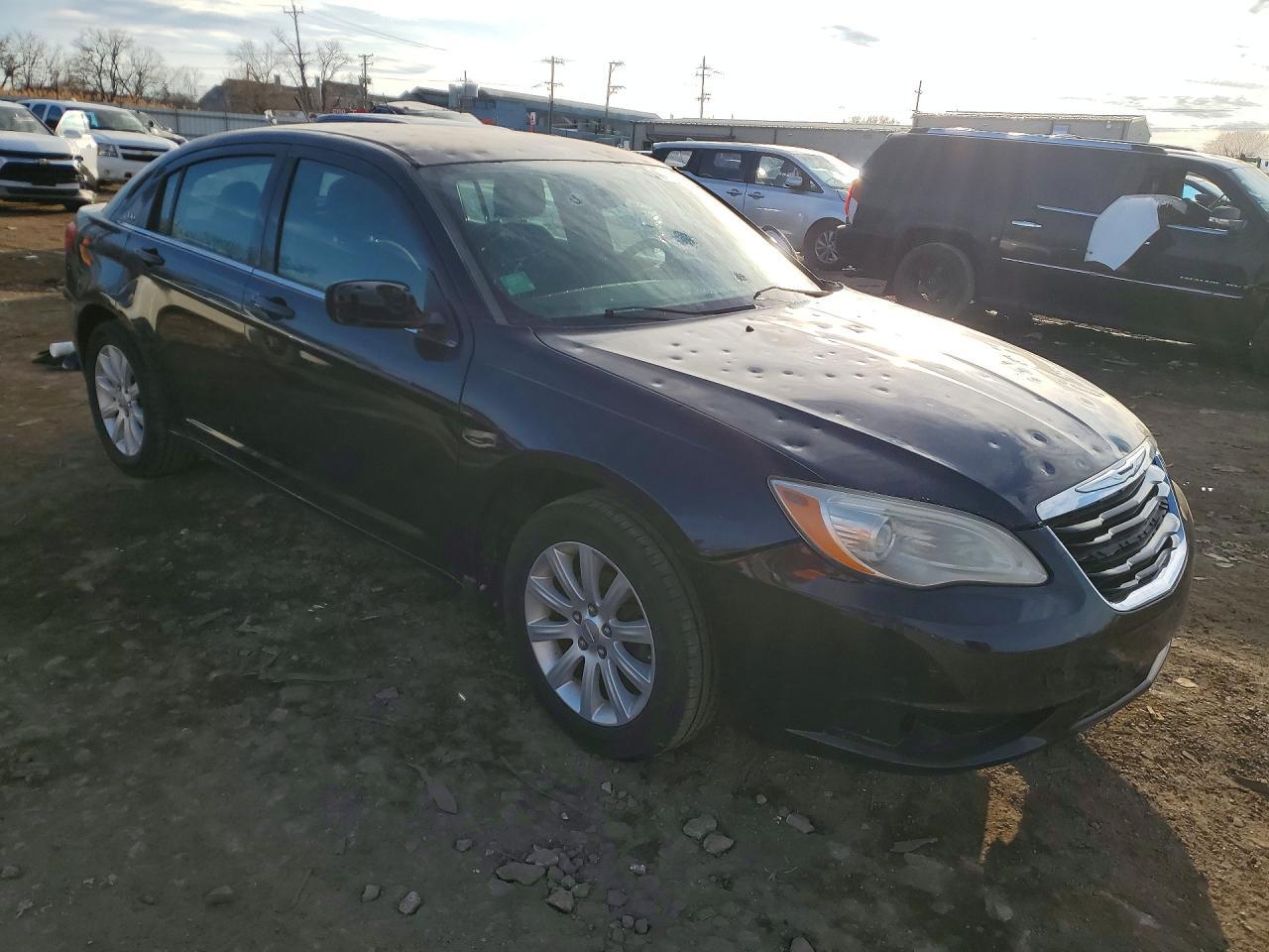 2011 CHRYSLER 200