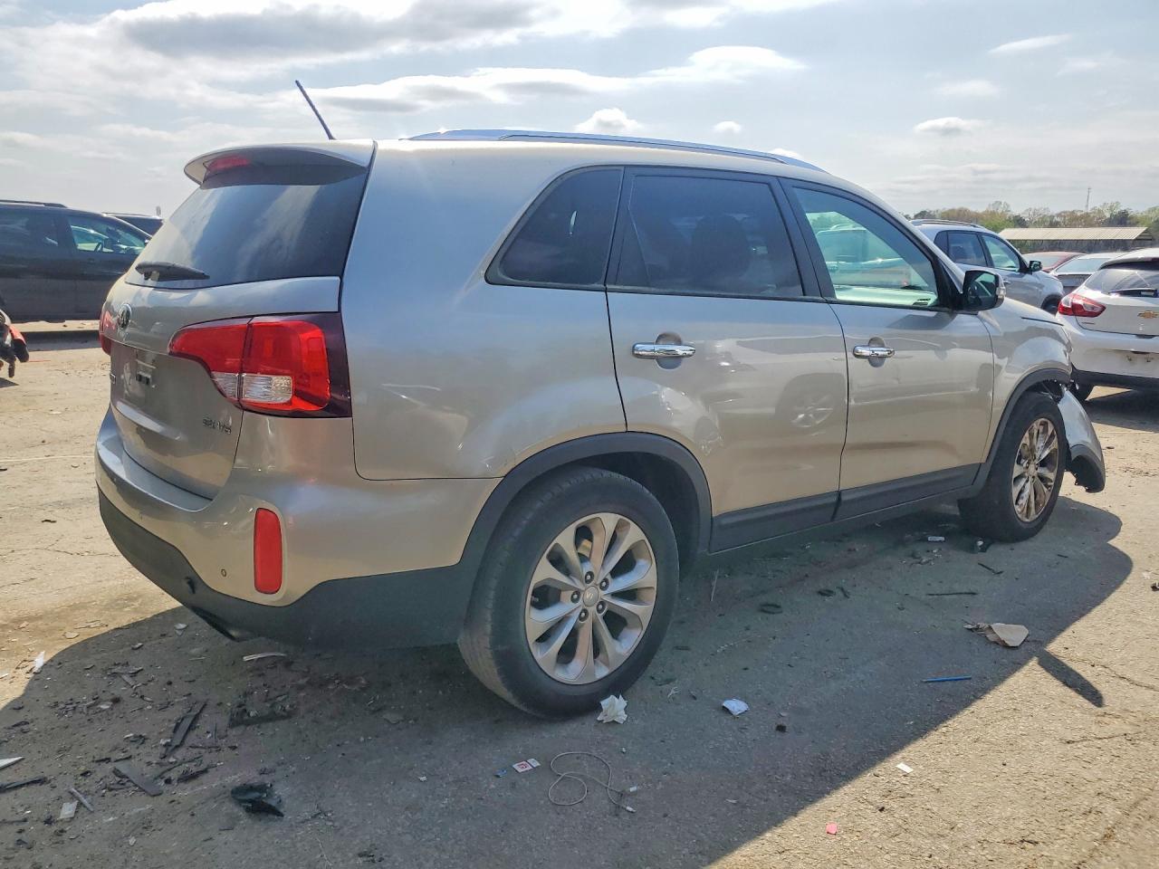 2015 KIA SORENTO