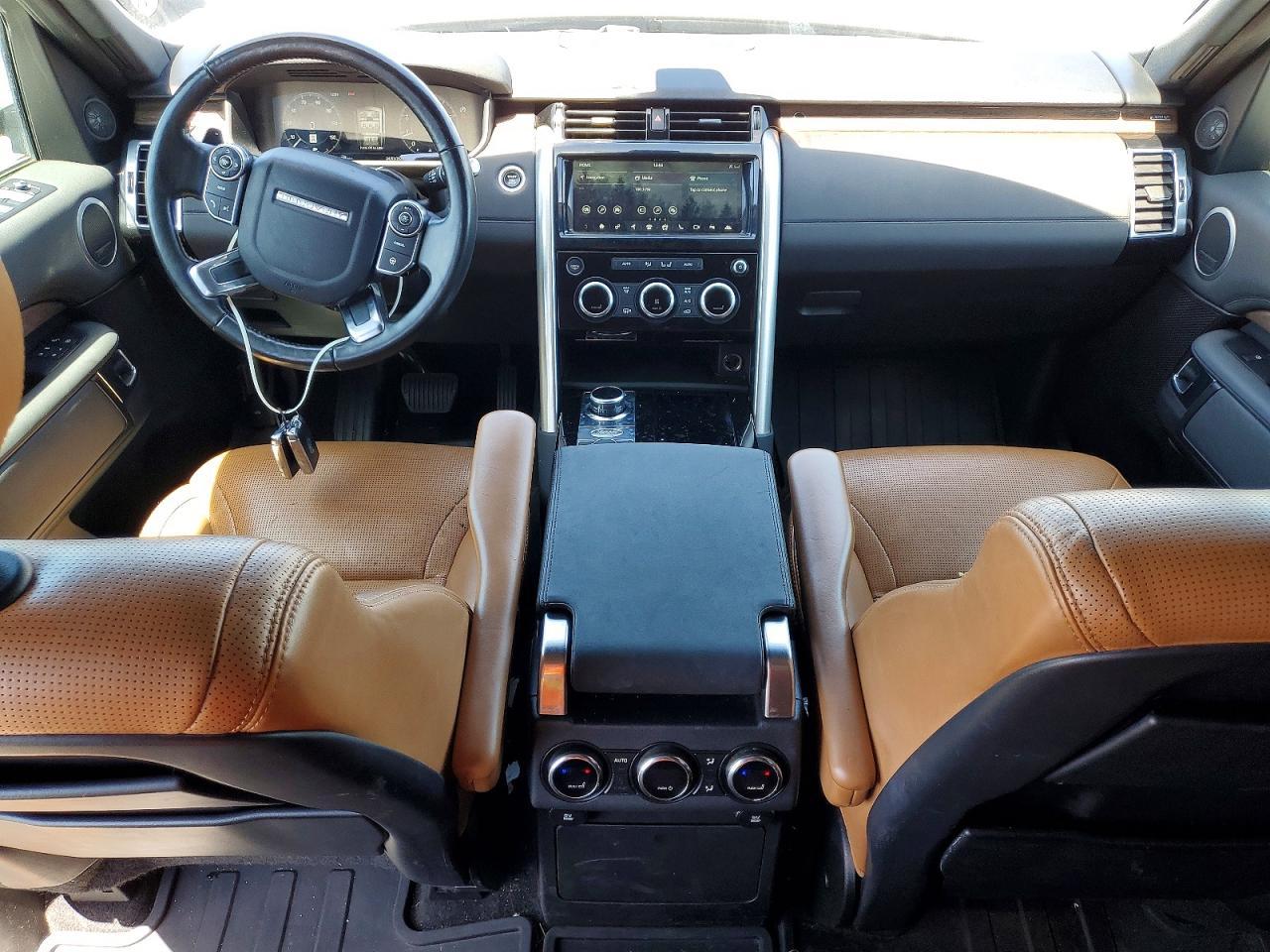 2018 LAND ROVER Discovery