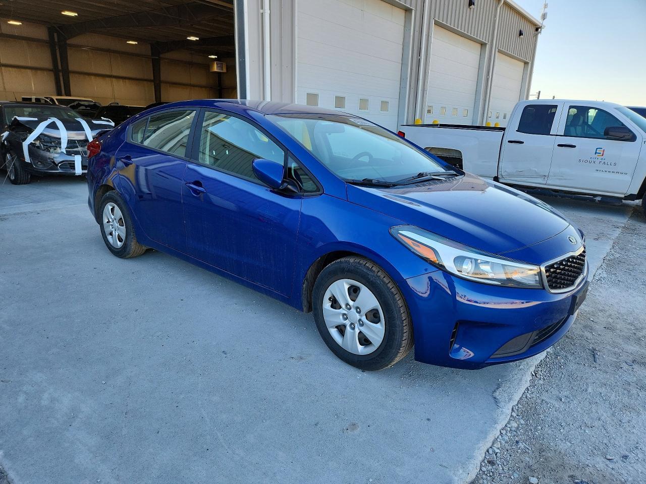 2017 KIA FORTE