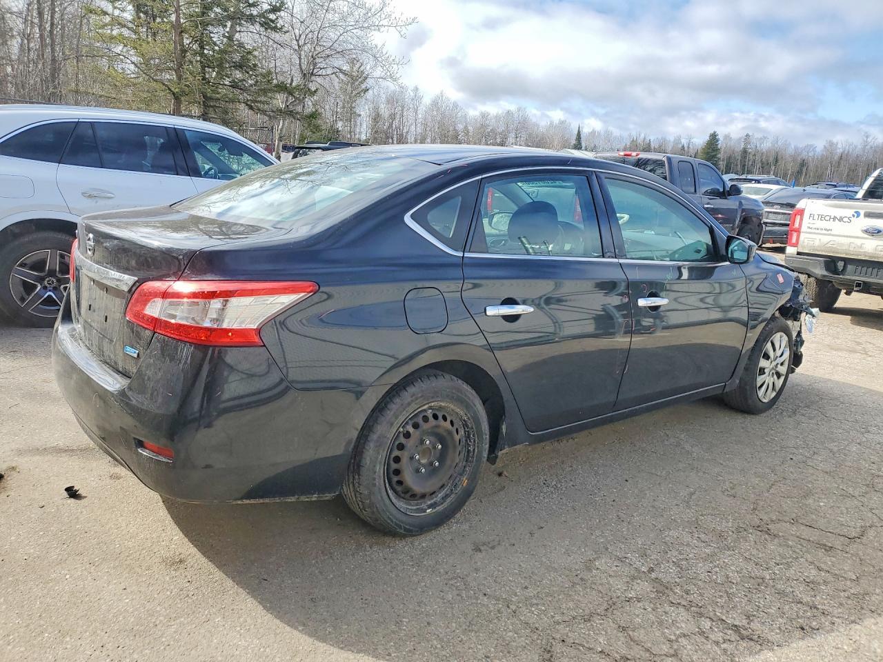 2015 NISSAN SENTRA