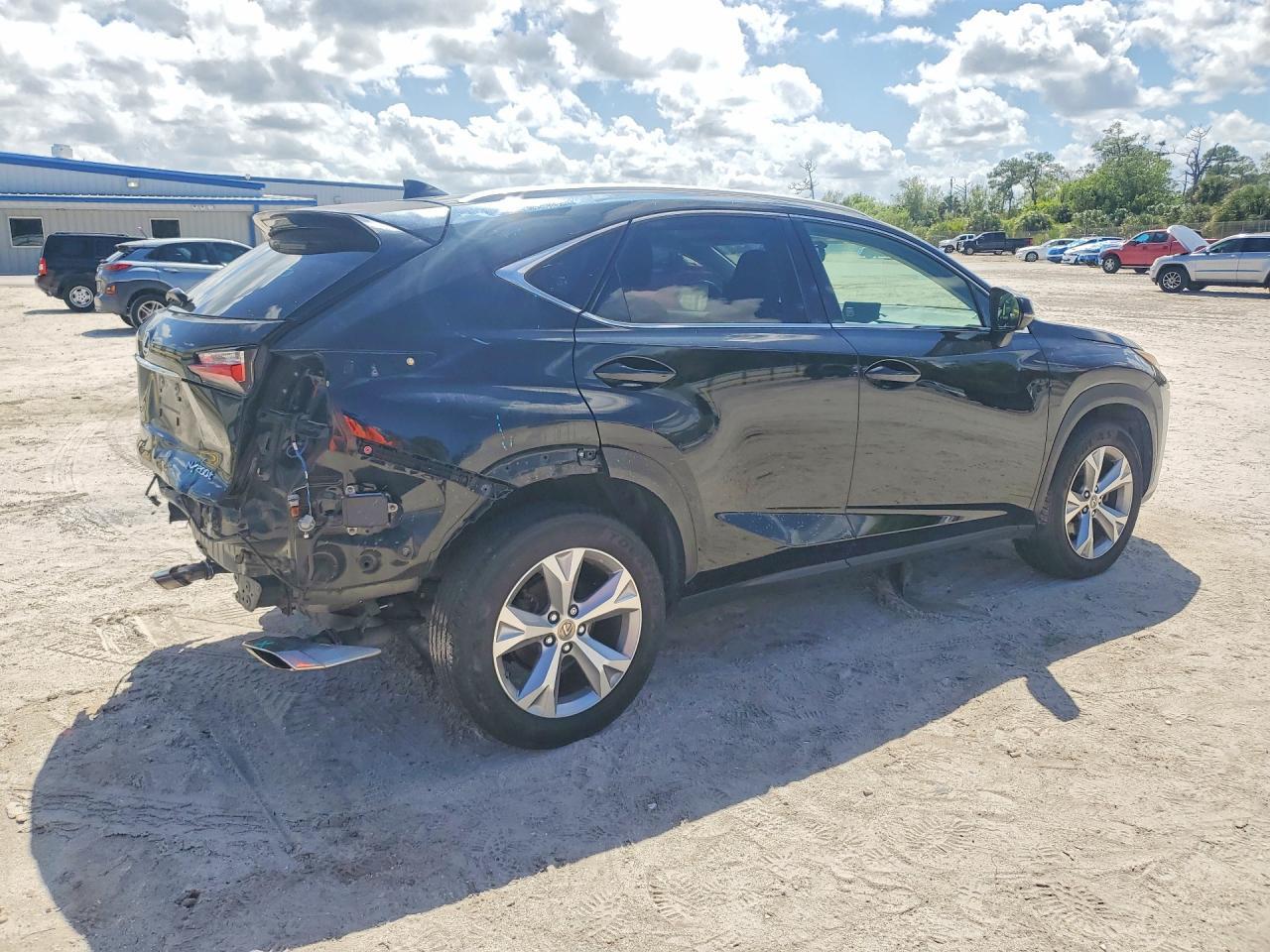 2017 LEXUS NX 200T