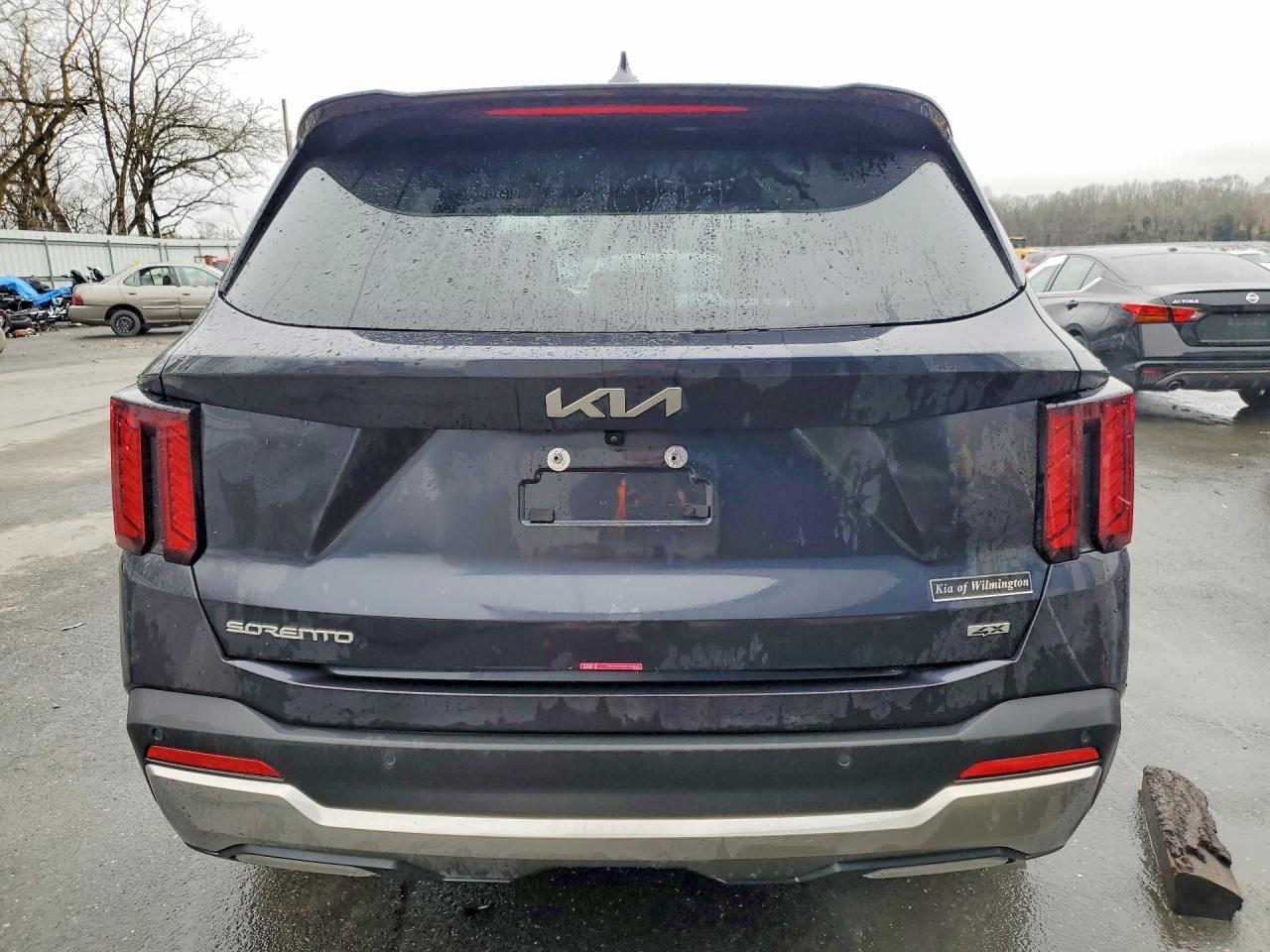 2025 KIA SORENTO