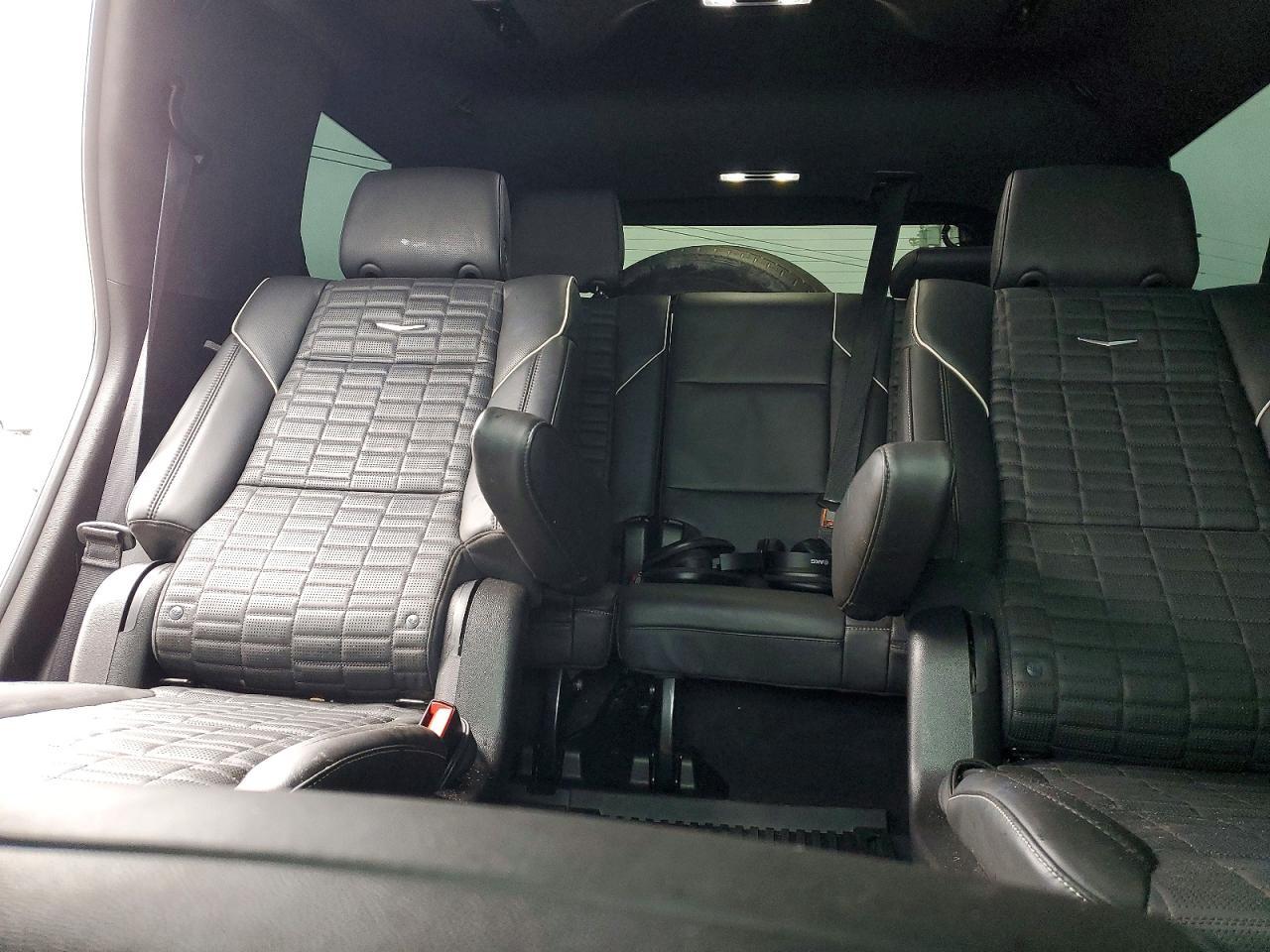 2024 CADILLAC ESCALADE