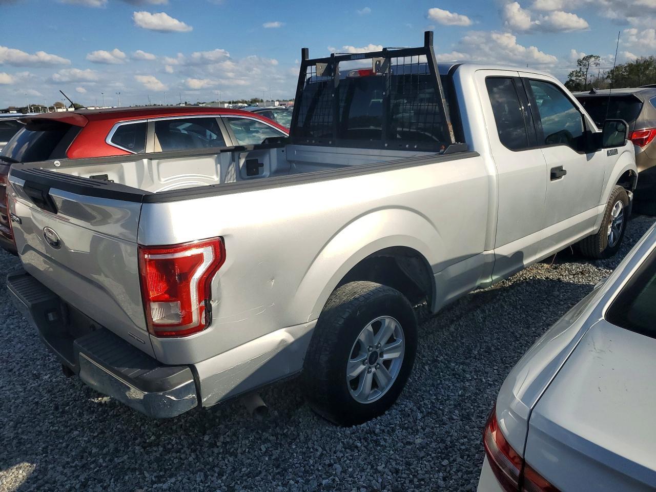 2015 FORD F-150
