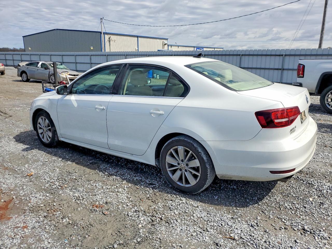 2016 VOLKSWAGEN JETTA
