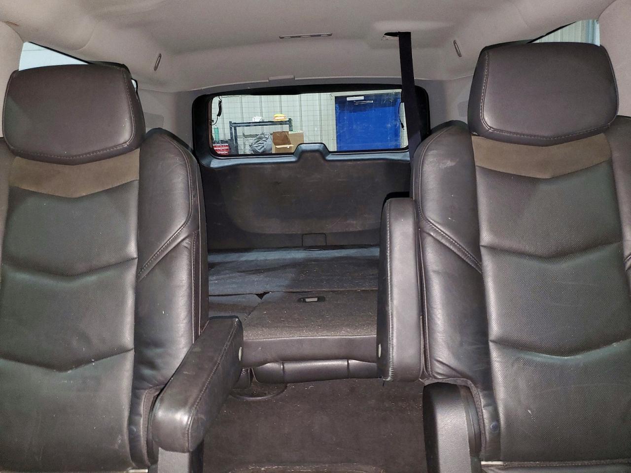 2016 CADILLAC Escalade ESV