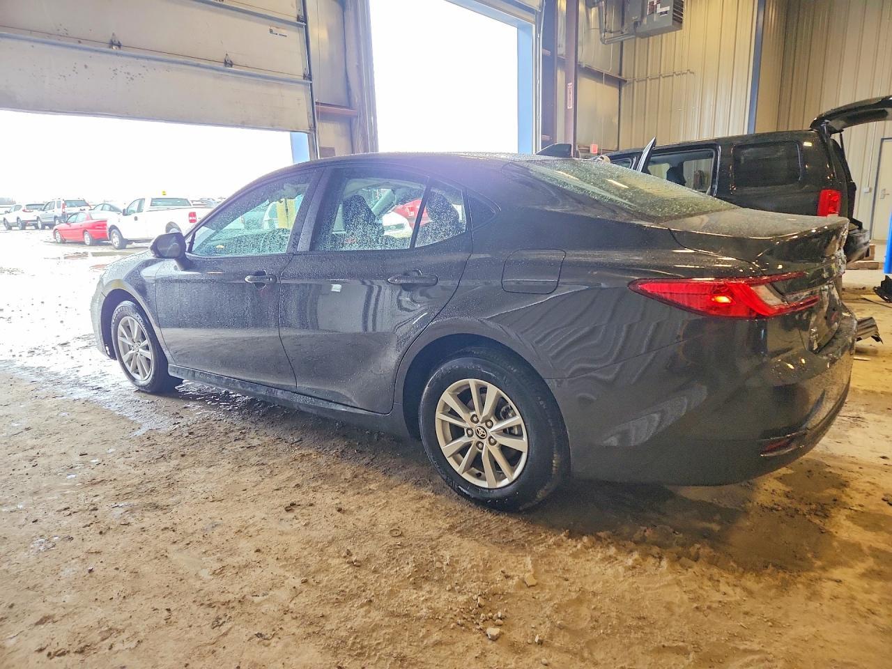 2025 TOYOTA CAMRY