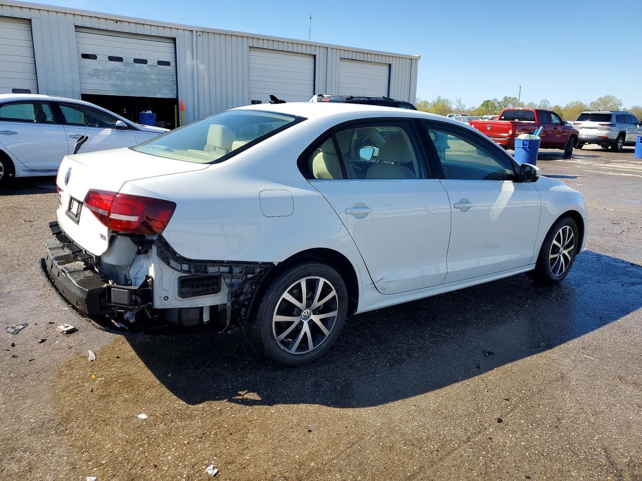 2017 VOLKSWAGEN JETTA