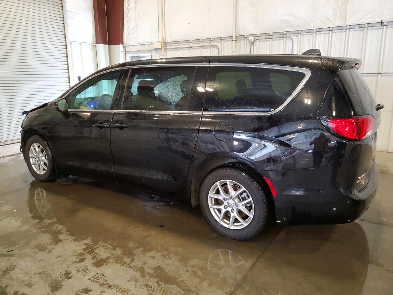 2025 CHRYSLER Voyager