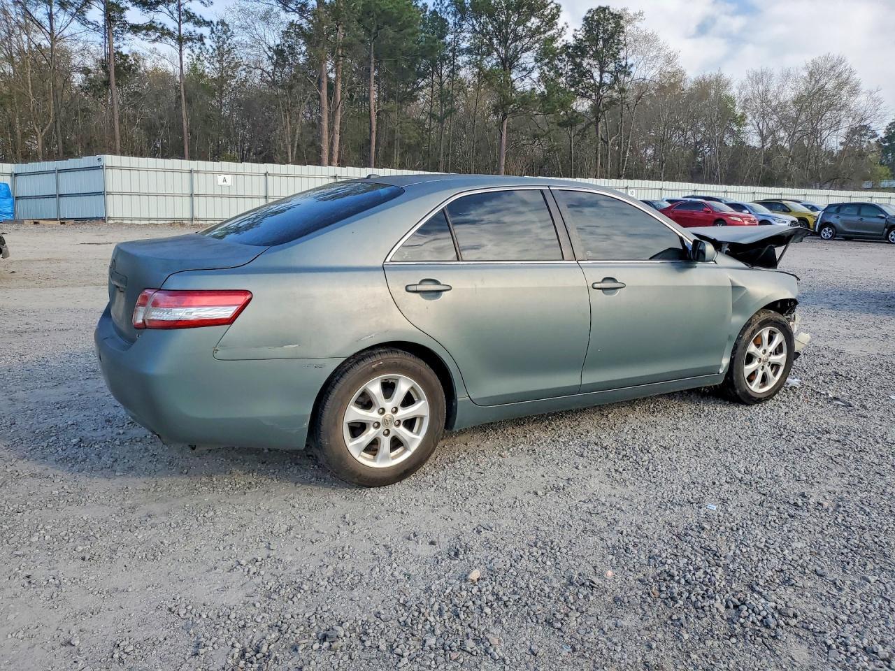2010 TOYOTA CAMRY