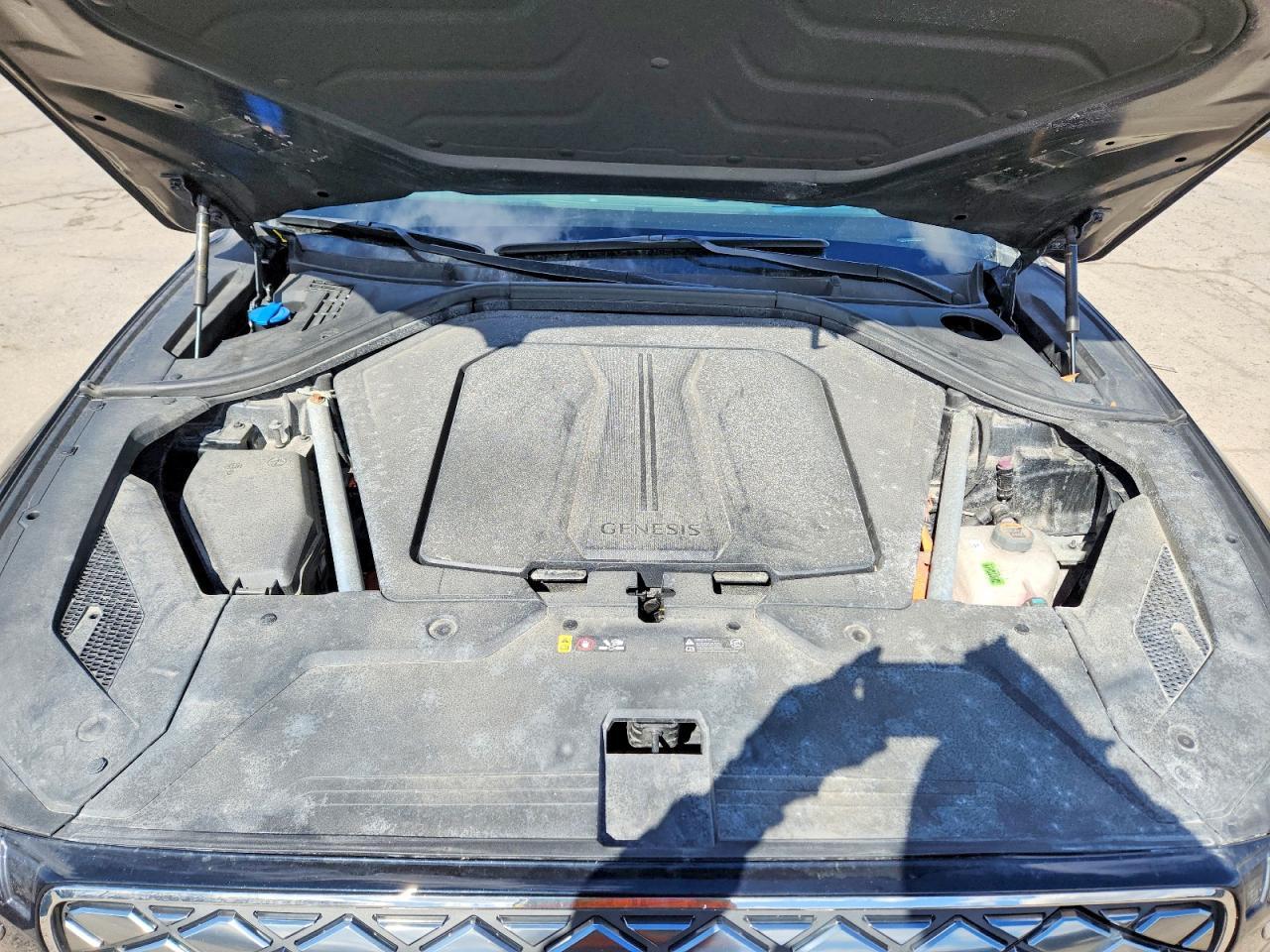 2023 GENESIS GV70