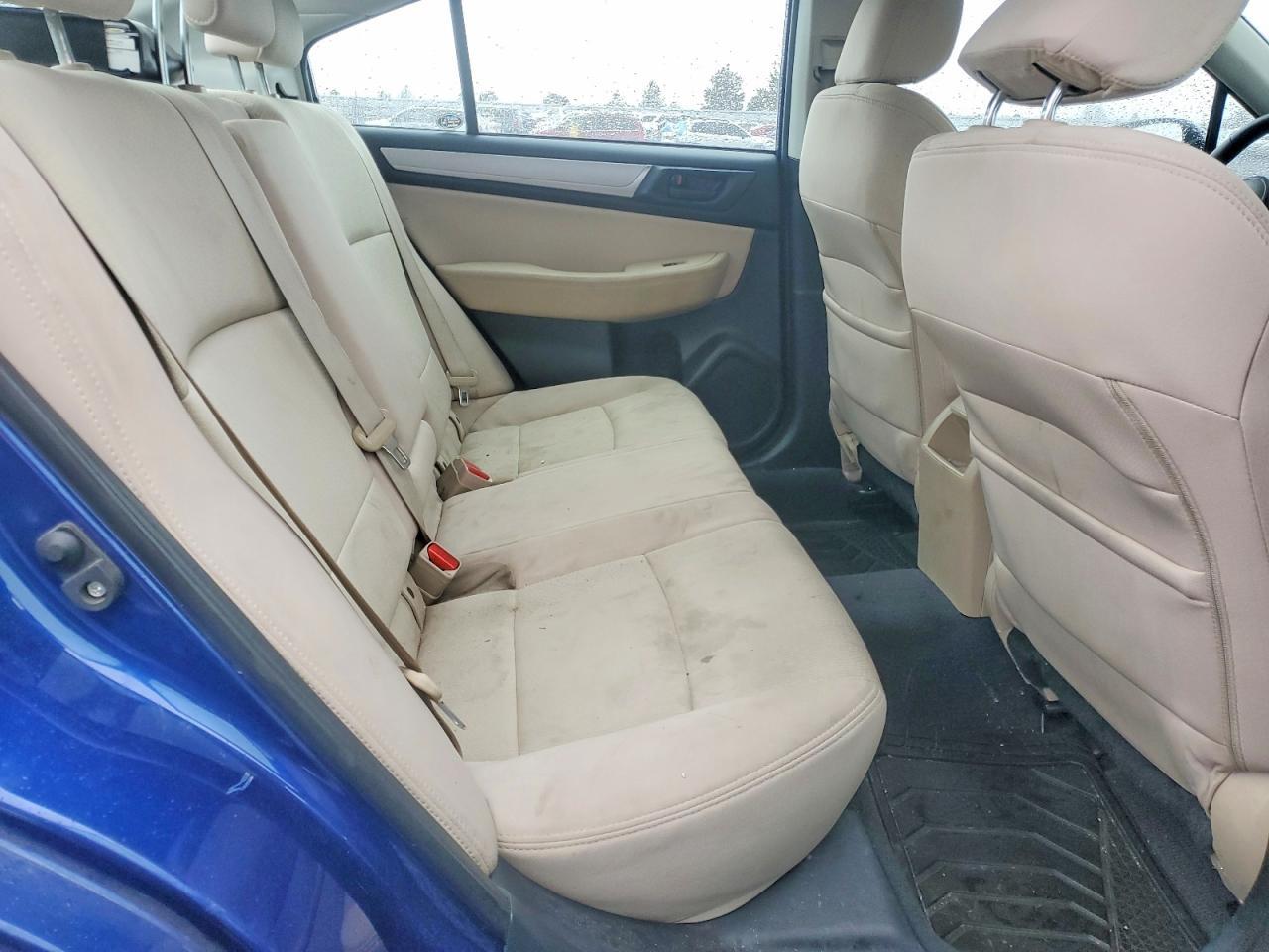 2017 SUBARU Legacy