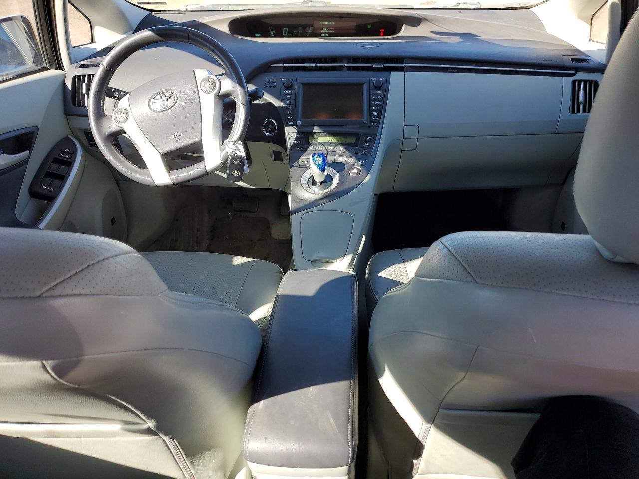2010 TOYOTA PRIUS