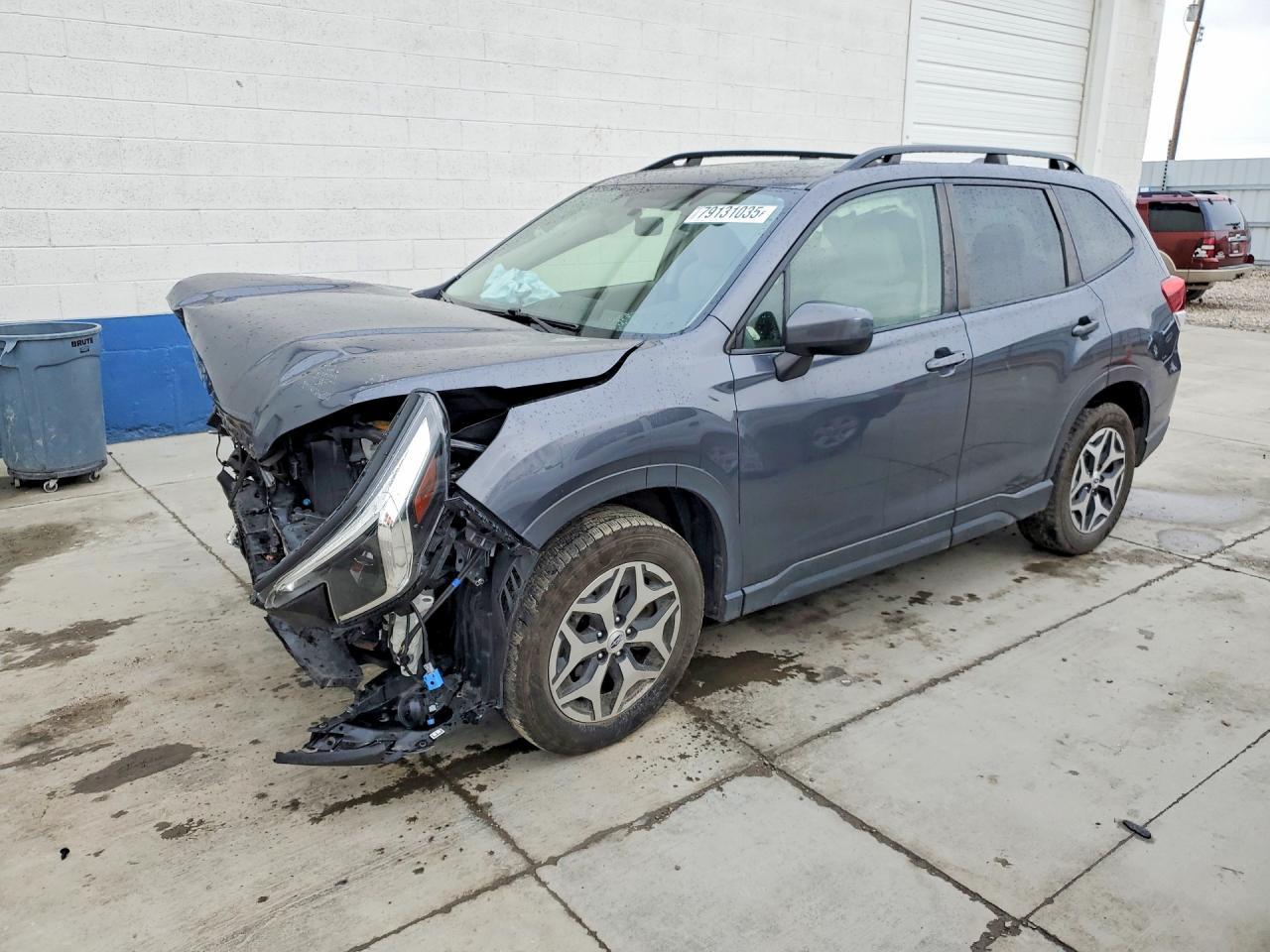 2022 SUBARU FORESTER