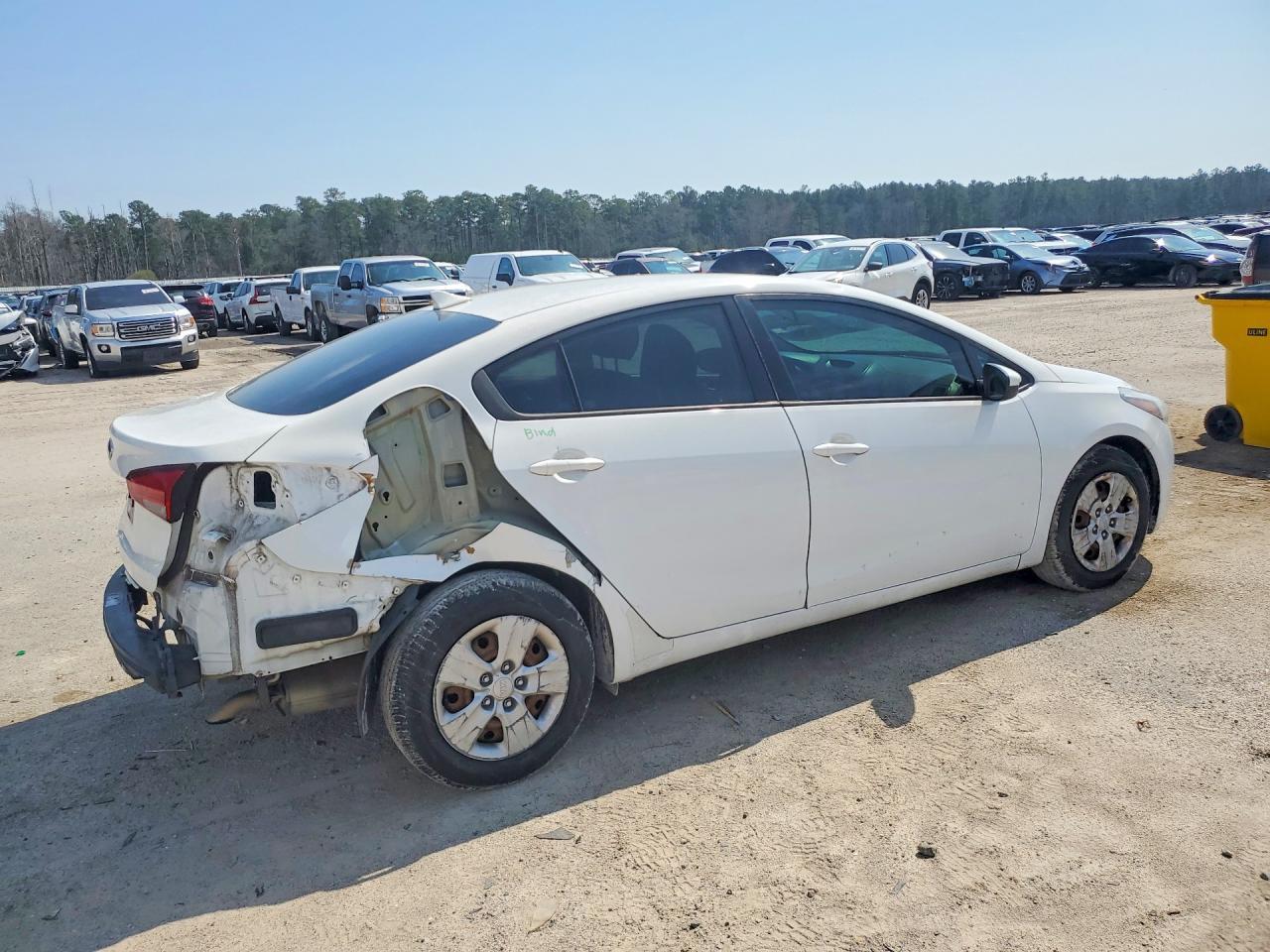 2017 KIA FORTE