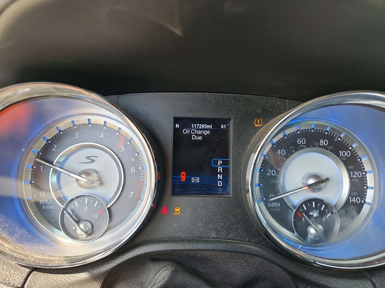 2014 CHRYSLER 300