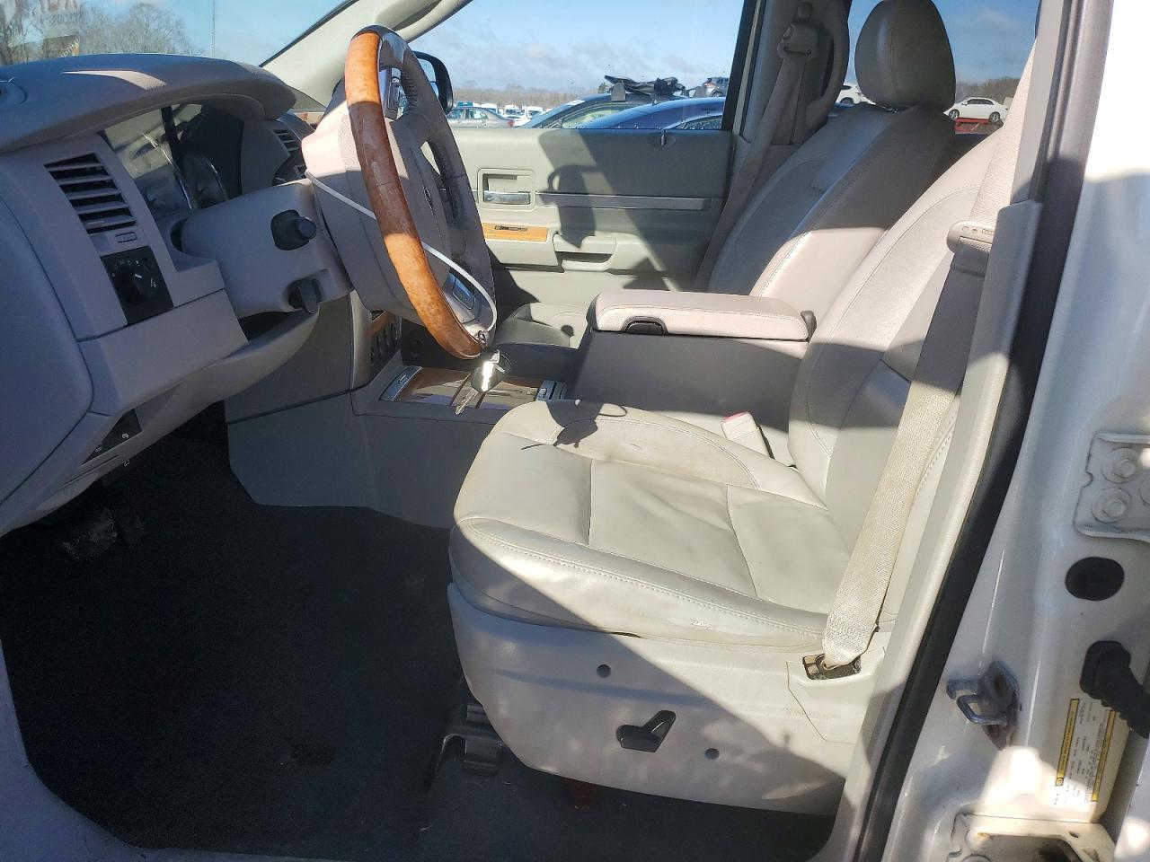 2008 CHRYSLER Aspen