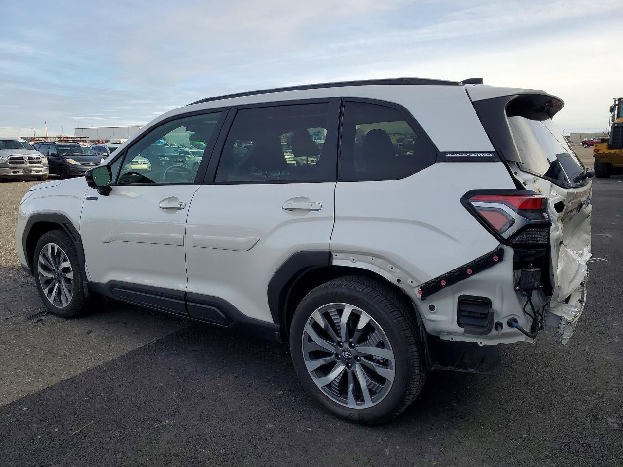 2025 SUBARU FORESTER