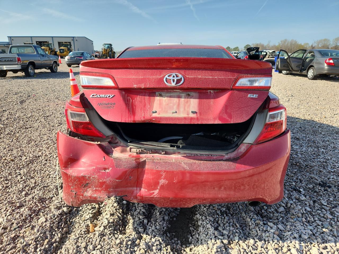 2013 TOYOTA CAMRY