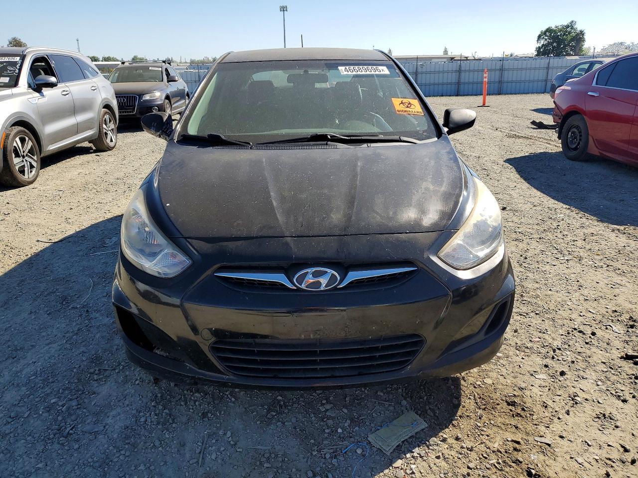 2012 HYUNDAI ACCENT
