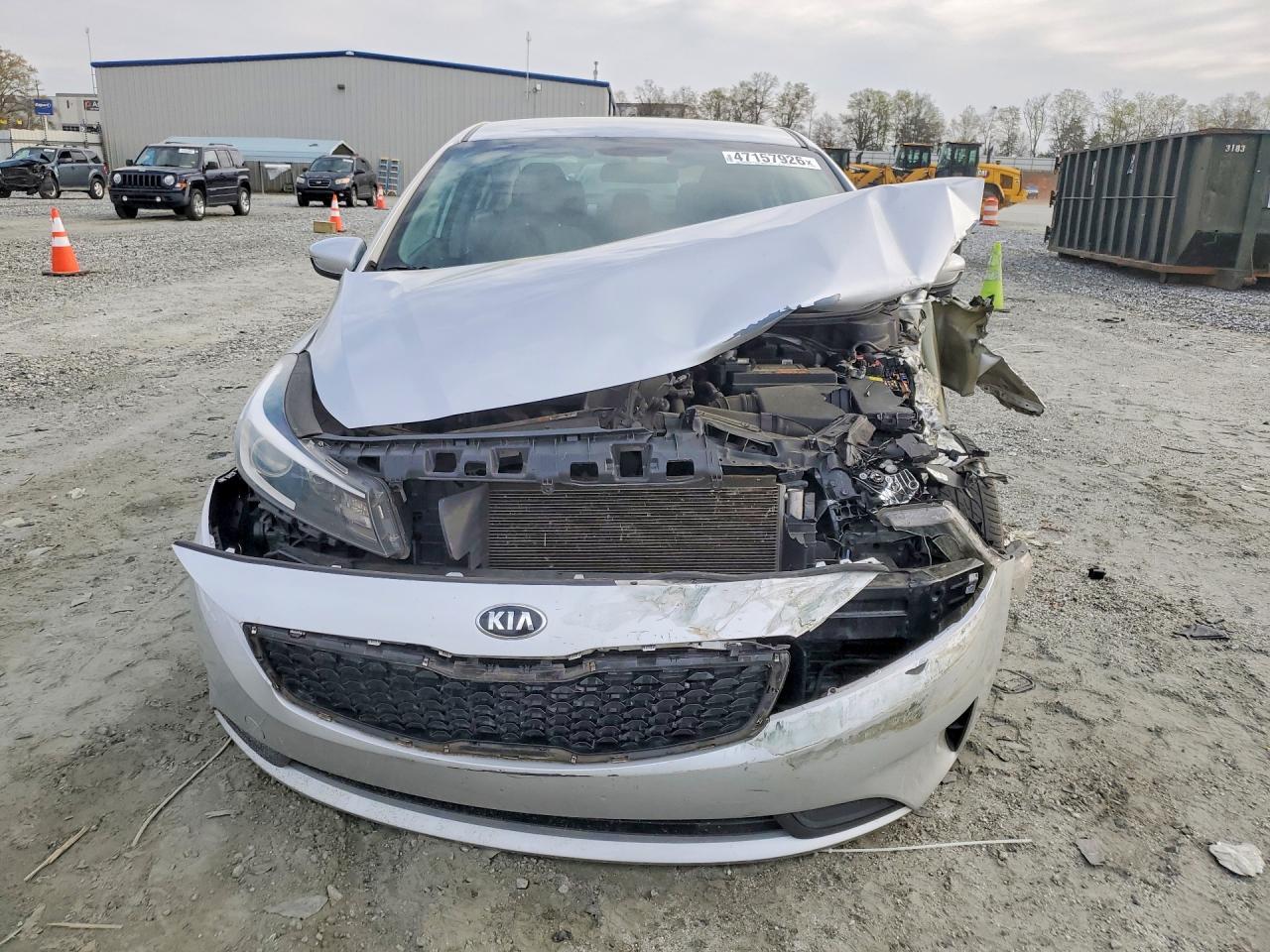 2017 KIA FORTE