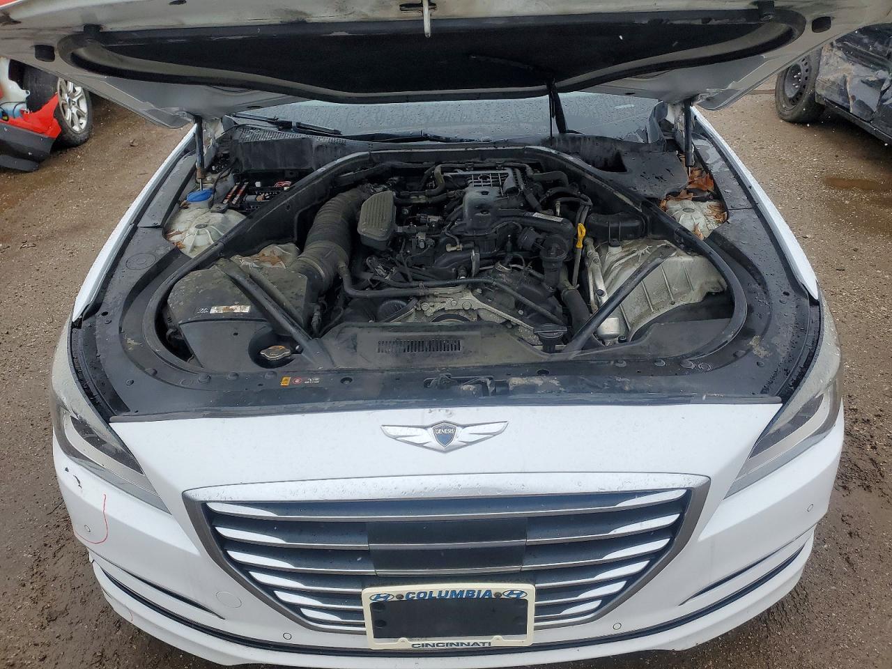2015 HYUNDAI GENESIS